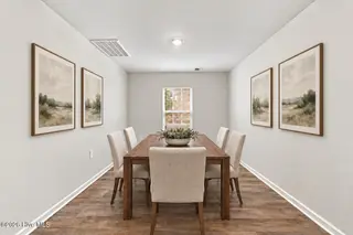 212 Gracie Farms Road, New Bern, NC 28560 — 4-bedroom home in Tyler, Home on the Lake, New Bern, NC, photo 14 of 32: Dining Room - Staged