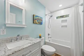 109 Noyes Avenue, Morehead City, NC 28557 – photo 20: bathroom 1