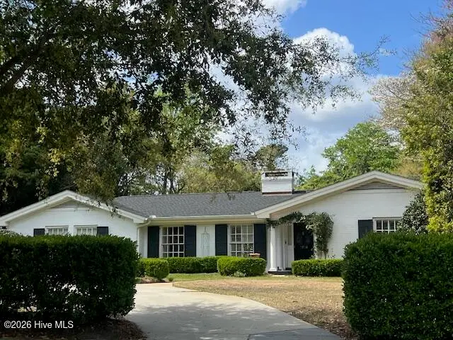1916 Hawthorne Road, Wilmington, NC 28403 – photo 1 of 1: IMG_3533