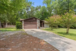 101 Riverbend Road, Jacksonville, NC 28540 – photo 2