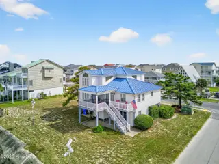 189 E Second Street, Ocean Isle Beach, NC 28469 – photo 2: 04-https---www