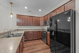 3302 Hogan Court A, Morehead City, NC 28557 – photo 7: 15-web-or-mls-1S3A7652