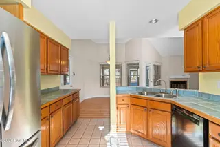 71 Fairway Drive, Shallotte, NC 28470 – photo 5: 19-web-or-mls-DSC05077
