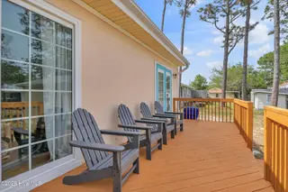 310 Keziah Street, Oak Island, NC 28465 — 2-bedroom home in Yaupon Beach, Oak Island, NC, photo 24 of 37
