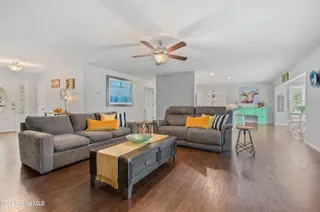 5874 Lake Joel Drive SW, Ocean Isle Beach, NC 28469 — 3-bedroom home in Crownstream, Ocean Isle Beach, NC, photo 12 of 47: 5874LakeJoelDrSW - 14