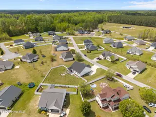 231 Eureka Avenue, Washington, NC 27889 – photo 11: 11-web-or-mls-DJI_20260409132028_0027_D