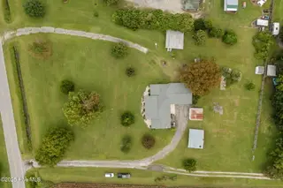2738 White Oak River Road, Maysville, NC 28555 – photo 9: 3-web-or-mls-DJI_0437