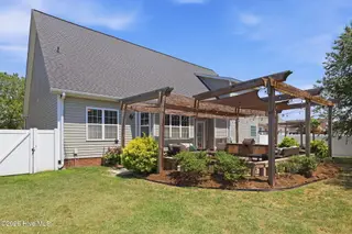 2822 Sunny Vale Drive, Winterville, NC 28590 – photo 5: 5-web-or-mls-VIRTUAL DUSK 1