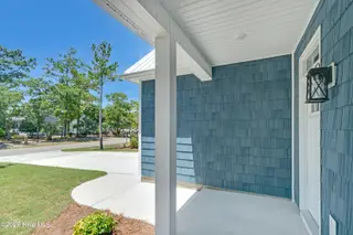 124 NW 11th Street, Oak Island, NC 28465 – photo 4: 124 NW 11th St (4)