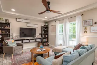 314 Jones Street, Emerald Isle, NC 28594 – photo 5: Living Room