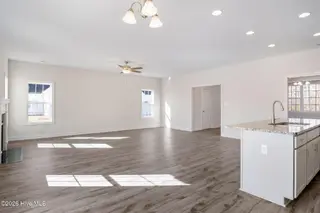 2010 Yellowfin Drive, New Bern, NC 28562 – photo 22: 2010 Yellow Fin-22
