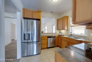 1733 Sassafras Court, Greenville, NC 27858 – photo 4: IMG_9567HDR-Edit