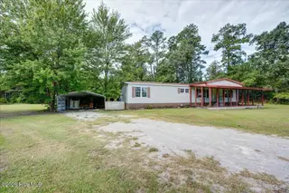102 Gloria Court, Vanceboro, NC 28586 – photo 3: 05-1002_Gloria_Ct-28