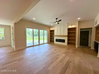 127 Pailin Creek Road, Elizabeth City, NC 27909 — 4-bedroom home in Pailin Creek Landing, Elizabeth City, NC, photo 14 of 59: Great Room