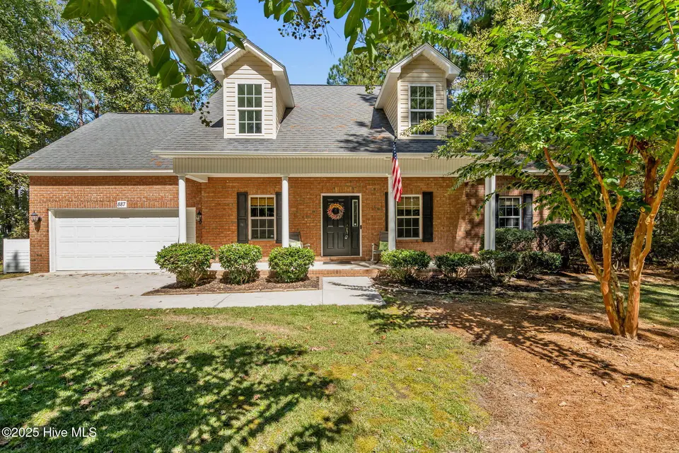 887 Thrush Drive, Vass, NC 28394 – photo 1 of 44: Front
