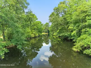 27 Big Creek Circle, Lake Waccamaw, NC 28450 – photo 19: 019_27_big_creek_circle-19_175