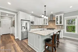 706 W Wilson Creek Drive, Trent Woods, NC 28562 – photo 18: 37-web-or-mls-0C0A5579-edit