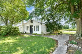 1352 Cornwallis Road, Rose Hill, NC 28458 — 3-bedroom home, Rose Hill, NC, photo 5 of 45