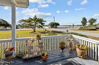 1701 Front Street, Beaufort, NC 28516 – photo 23: 27-web-or-mls-1S3A1130