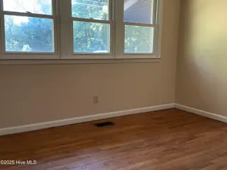 702 Forest Grove Avenue, Jacksonville, NC 28540 – photo 8: IMG_3342