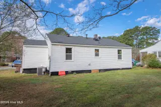 2229 Saint Andrew Street, Tarboro, NC 27886 – photo 5: 2229 st andrews 5014
