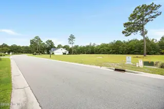 9500 195 Fallen Pear Lane NE, Leland, NC 28451 — lot in The Bluffs on the Cape Fear, Leland, NC, photo 6 of 41: 5_IMG_2678
