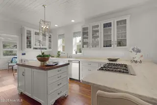 2108 Shepard Street, Morehead City, NC 28557 – photo 20: Luxurious kitchen with bar seating