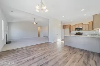 429 Montgomery Drive, Jacksonville, NC 28546 – photo 10: DSC01908