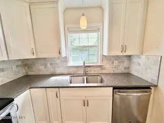 128 Lee K Allen Drive, Havelock, NC 28532 – photo 8: IMG_9737