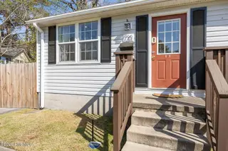 720 Barn Street, Jacksonville, NC 28540 – photo 5: 5-web-or-mls-720 Barn St. 90