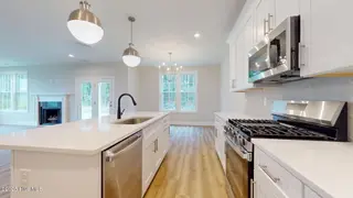 1007 Exeter Place, New Bern, NC 28562 – photo 16: 35-web-or-mls-1007-Exeter-Pl-New-Bern-NC