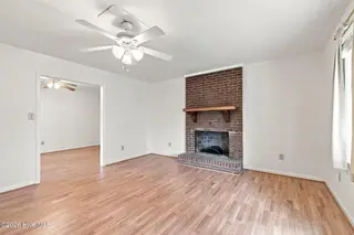 712 James Drive, Newport, NC 28570 – photo 4: 25-web-or-mls-590A1320 - Copy