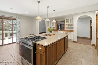 575 S Valley Road, Southern Pines, NC 28387 — 4-bedroom home in Golfcrest, Southern Pines, NC, photo 13 of 50