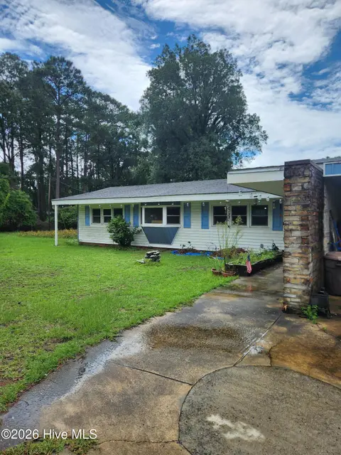 6788 River Road, Washington