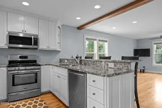 7118 Archers Creek Drive, Emerald Isle, NC 28594 – photo 9: Kitchen