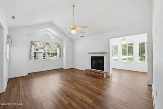 4001 Gaston Court, New Bern, NC 28562 – photo 5: 26-web-or-mls-DSC_3803