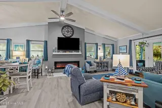 201 Hoop Pole Creek Drive, Atlantic Beach, NC 28512 – photo 3: 24-web-or-mls-1S3A0119