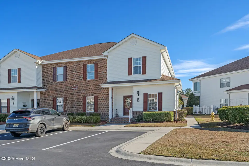 8855 Radcliff Drive NW Unit 43b, Calabash, NC 28467 — 3-bedroom townhome in The Lakes at Brunswick Plantation, Calabash, NC, photo 1 of 57: 8855 radcliff dr nw unit 43b - 39
