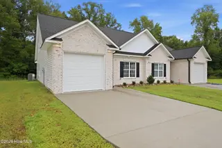 2004 Dartford Drive A, Greenville, NC 27834 – photo 2: 1-web-or-mls-BLS_0079