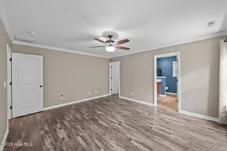 254 Sellhorn Boulevard, New Bern, NC 28562 – photo 16: Master Bedroom