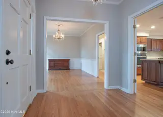 585 Donald Ross Drive, Pinehurst, NC 28374 – photo 5: Foyer2