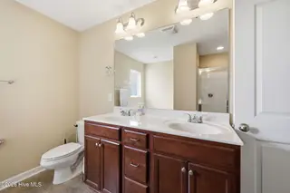 405 Rockland Drive, Greenville, NC 27858 – photo 14: 25-web-or-mls-BLS_0053_edit