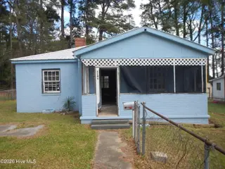 1105 N East Street, Kinston, NC 28501 – photo 1: DSCN4912