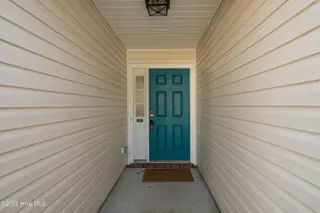 2002 W T Whitehead Drive, Jacksonville, NC 28546 – photo 5: DSC_4932