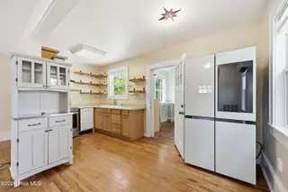 109 Noyes Avenue, Morehead City, NC 28557 – photo 8: kitchen