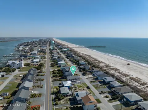 1008 Ocean Boulevard, Topsail Beach