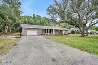 1012 E Moore Street, Southport, NC 28461 – photo 2: 1012EastMooreStreet-2