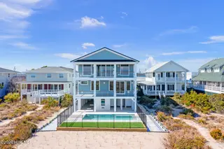 317 S Lumina Avenue, Wrightsville Beach, NC 28480 – photo 5: 317 S Lumina Ave (4)