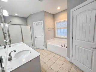 412 Moss Springs Drive, Peletier, NC 28584 – photo 13: primary bath