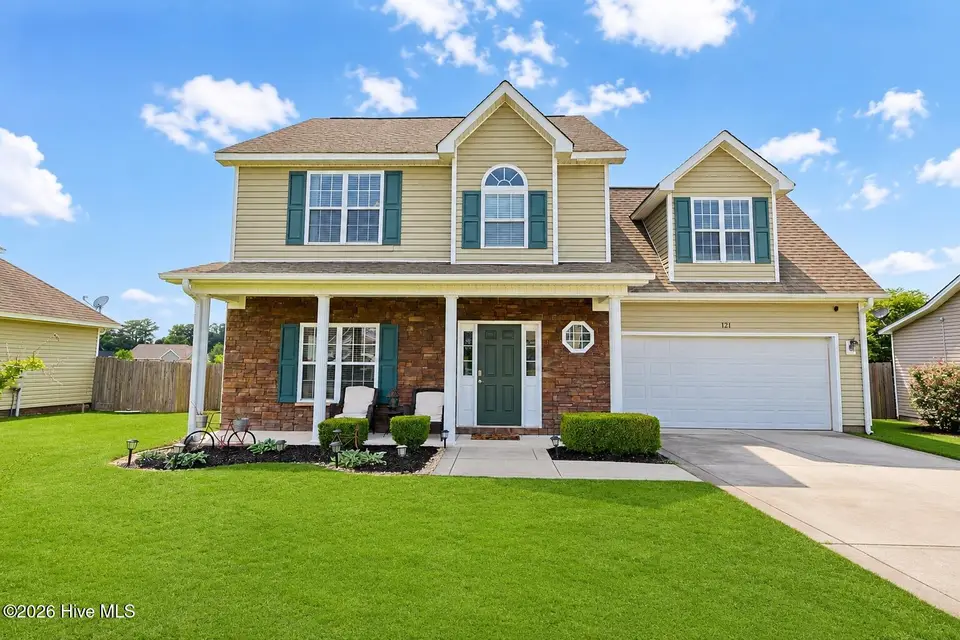 121 Moonstone Court, Jacksonville, NC 28546 – photo 1 of 26